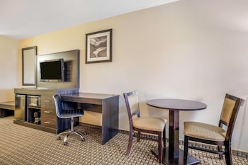 Standard Room, 2 Queen Beds