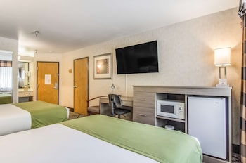 Deluxe Room, 2 Queen Beds