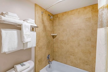 Standard Room, 2 Queen Beds, Non Smoking