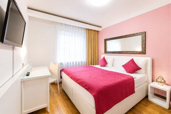 Economy Double or Twin Room