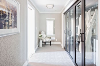 Suite, Multiple Beds (John Adams Presidential Suite)