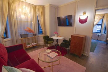 NoMad Suite 1 King Bed