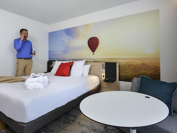 Executive Room, 1 Double Bed with Sofa bed