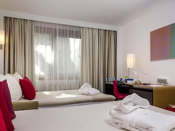 Standard Room, 1 Double Bed with Sofa bed