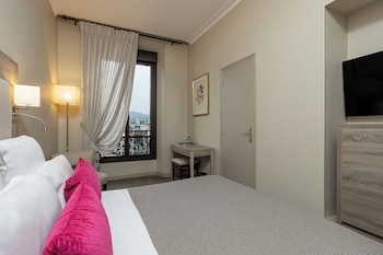 Standard Room, City View