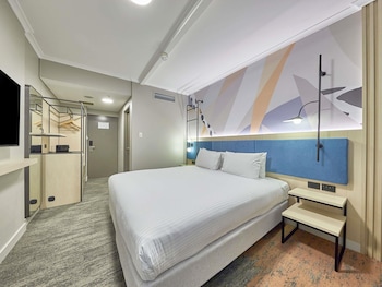 Premium Room, 1 King Bed