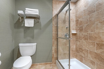 Suite, 1 King Bed, Non Smoking, Kitchenette