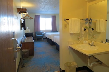 Standard Room, 2 Queen Beds