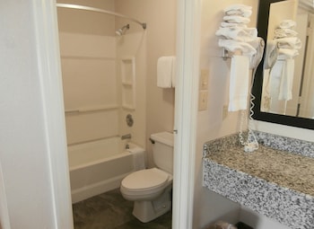 Deluxe Room, 1 King Bed, Non Smoking