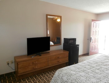 Deluxe Room, 1 King Bed, Non Smoking