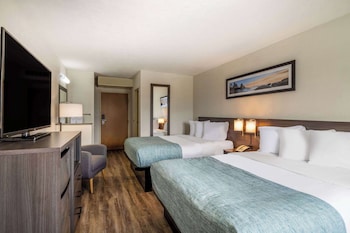 Room, 2 Queen Beds, Non Smoking