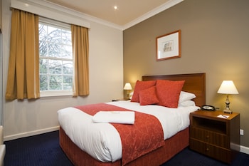 Standard Room, 1 Queen Bed
