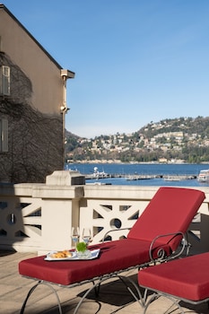 Suite, Multiple Beds, Terrace, Lake View (Terrace Suite)