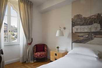 Deluxe Room, 1 Double Bed, Lake View