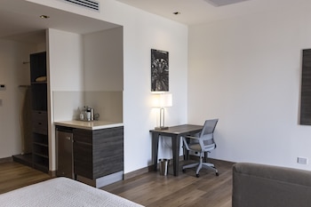 3 Double Beds, Balcony
