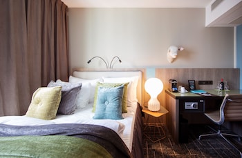 Double Room (Compact)