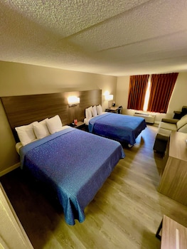Standard Room, 2 Queen Beds, Non Smoking