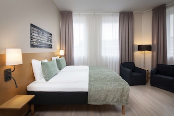 Economy Twin Room (Situated in the Annex Building)