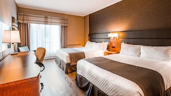 Comfort Room, 2 Queen Beds, Non Smoking, Refrigerator