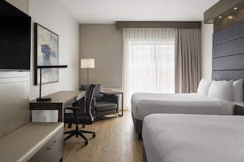 Executive Room, 2 Queen Beds, Non Smoking, Patio