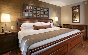 Premium Room, 1 King Bed, Non Smoking, Balcony, Jetted Tub (Larger Room), Refrigerator and Microwave