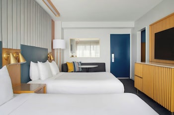 Room, 2 Queen Beds