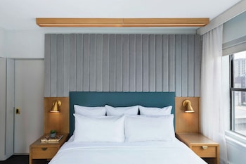 Suite, 1 Bedroom, Corner