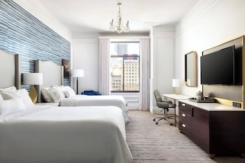 Traditional Room, 2 Double Beds (Mobility/Hearing Accessible, Tub)