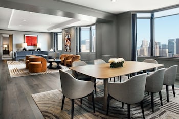 Luxury Room, 1 King Bed, Bay View