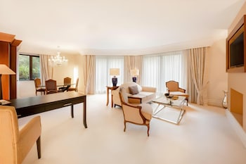 Suite, 1 King Bed