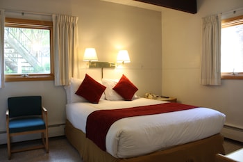 Standard Room, 2 Bedrooms, Refrigerator & Microwave