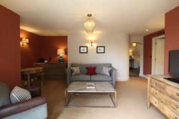 Ash Suite