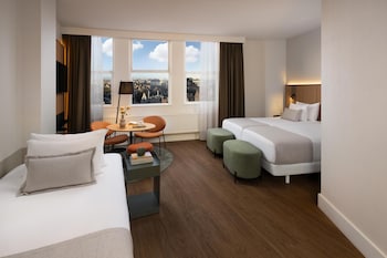 Superior Room, City View