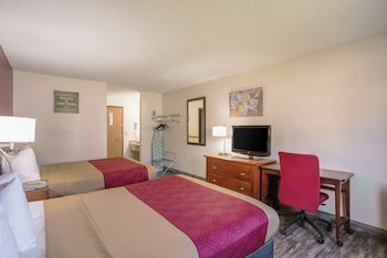 Standard Room, 2 Queen Beds, Non Smoking