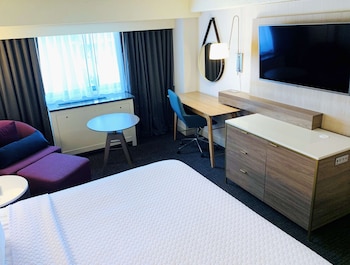 Deluxe Room, 1 King Bed (Deluxe King)