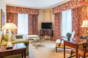 Suite, 1 King Bed