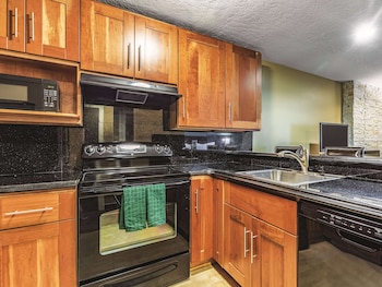Superior Room, 2 Queen Beds, Non Smoking (Full Kitchen)