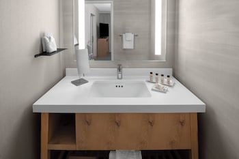 Executive Suite, 1 Bedroom, Tower (Hearing Accessible)