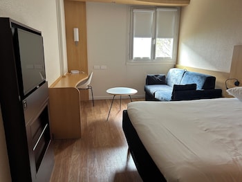Standard Room, 1 Double Bed with Sofa bed