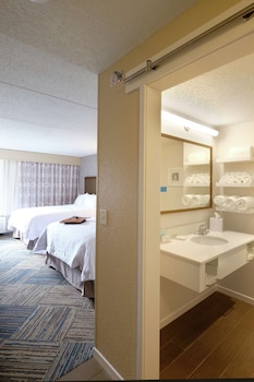 Room, 2 Queen Beds, Refrigerator