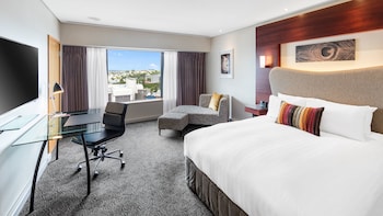 Standard Room, 1 King Bed (High Floor)