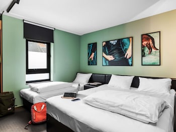 Standard Room, Multiple Beds