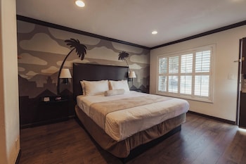 Deluxe Room, 1 King Bed, Non Smoking