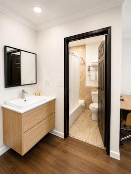 Family Suite, 2 Bedrooms, 2 Bathrooms