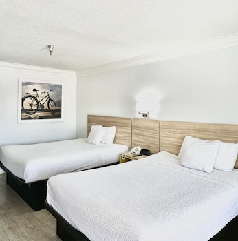 Standard Room, 2 Queen Beds