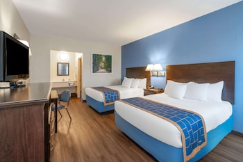 Standard Room, 2 Queen Beds, Accessible