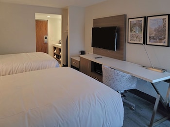 Room, 2 Queen Bed, Non Smoking