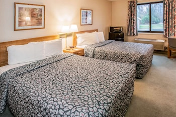 Standard Room, 2 Queen Beds, Non Smoking