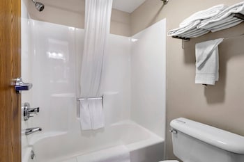 Standard Room, 2 Queen Beds, Non Smoking