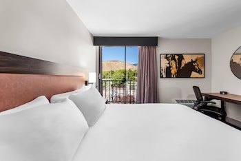 Room, 1 King Bed, Accessible, Non Smoking